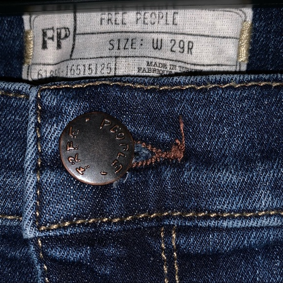 Free People • Size 29x29 - Picture 3 of 3